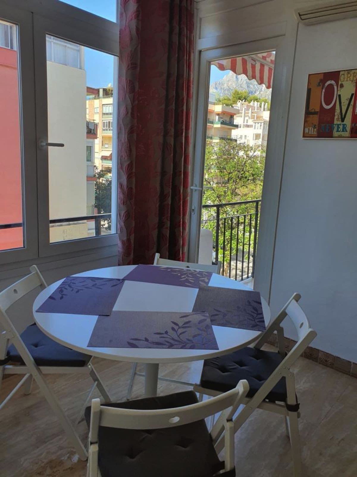 Middle Floor Apartment in Marbella — photo 9 of 10
