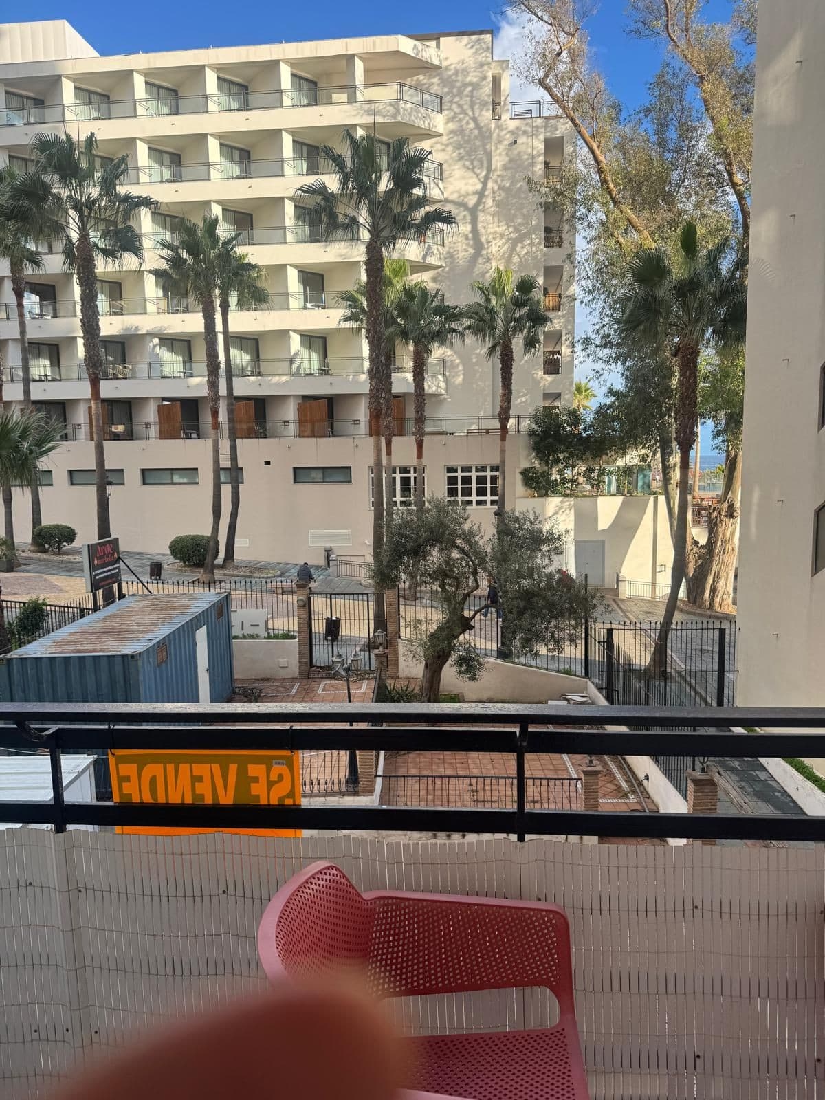 Middle Floor Apartment in Marbella — photo 4 of 10