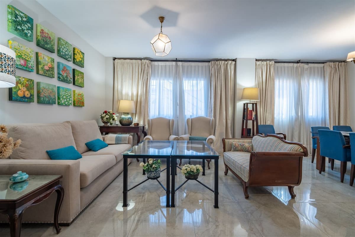 Middle Floor Apartment in Malagueta — photo 1 of 10