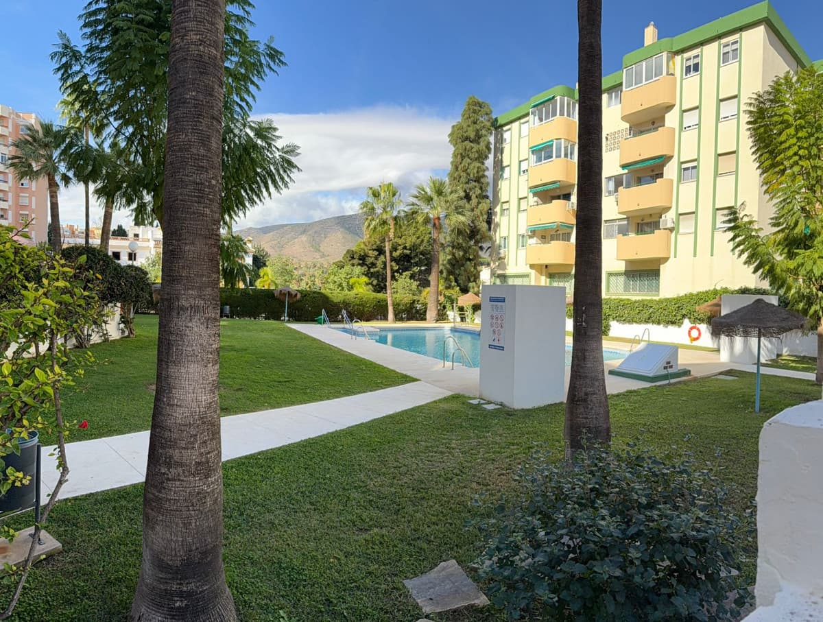 Middle Floor Apartment in Torremolinos Centro — photo 1 of 10