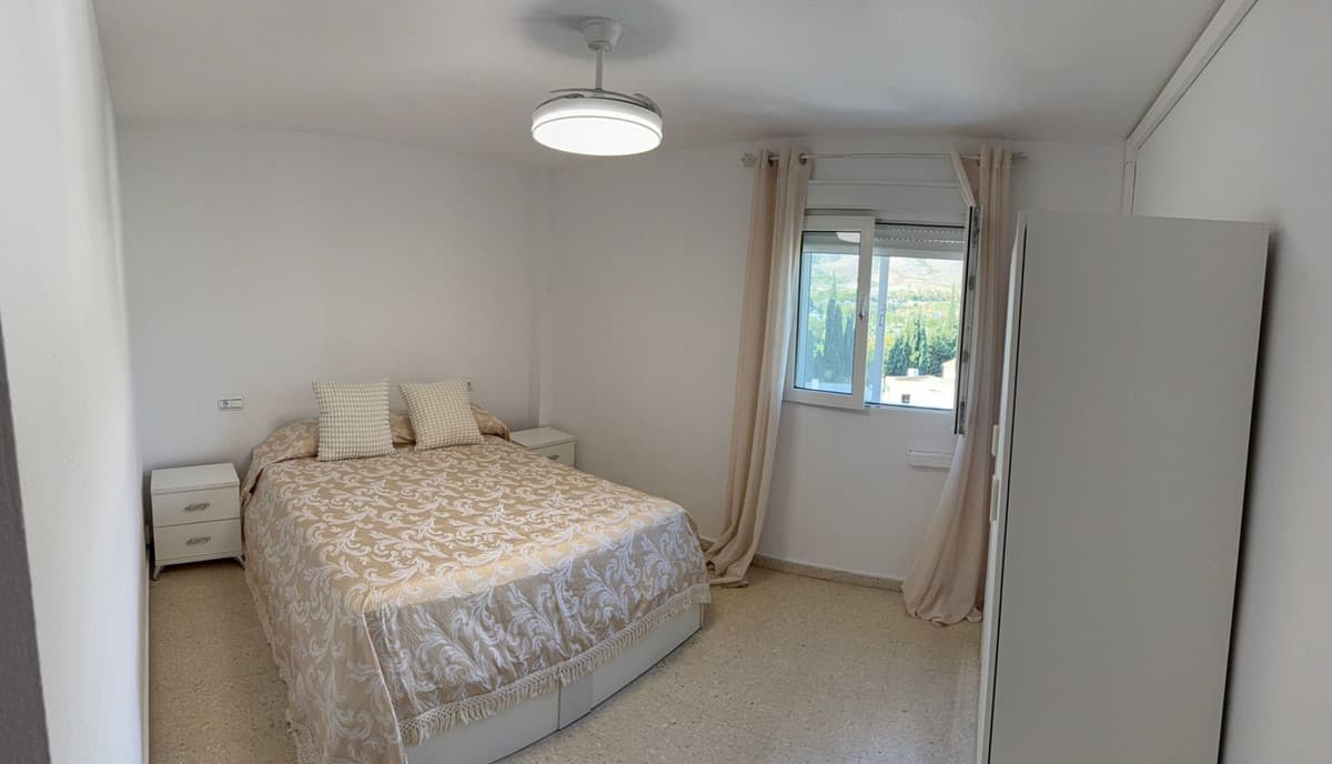 Middle Floor Apartment in Torremolinos Centro — photo 8 of 10