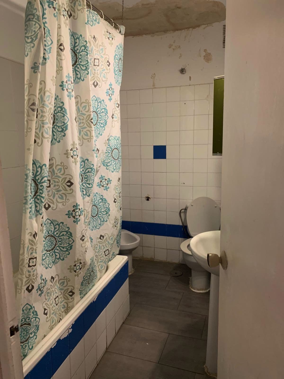 Middle Floor Apartment in Marbella — photo 10 of 10