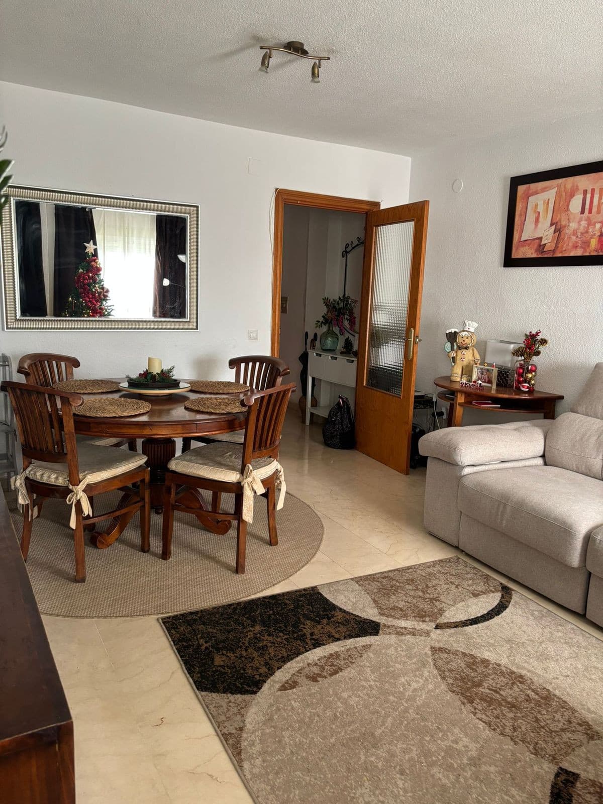 Middle Floor Apartment in Nueva Andalucía — photo 3 of 10