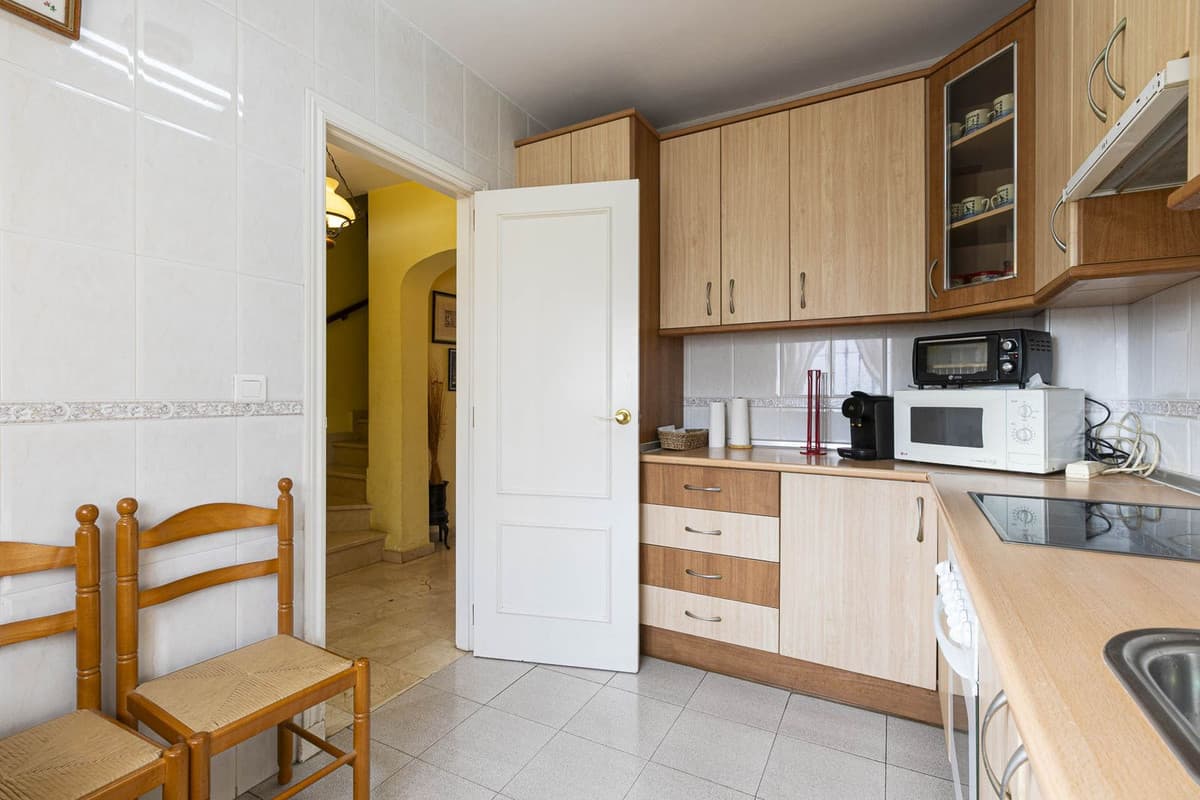 Townhouse in Marbella — photo 3 of 10