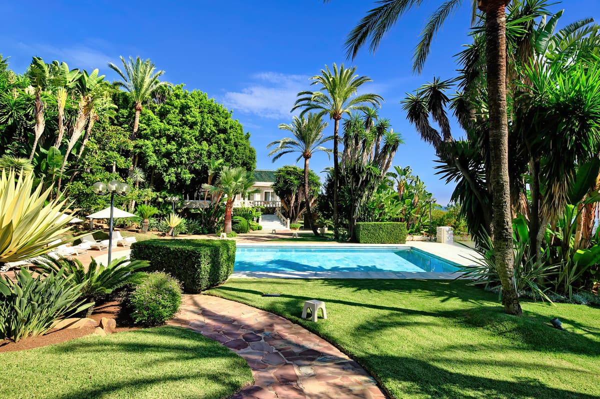 Detached Villa in Marbella — photo 9 of 10
