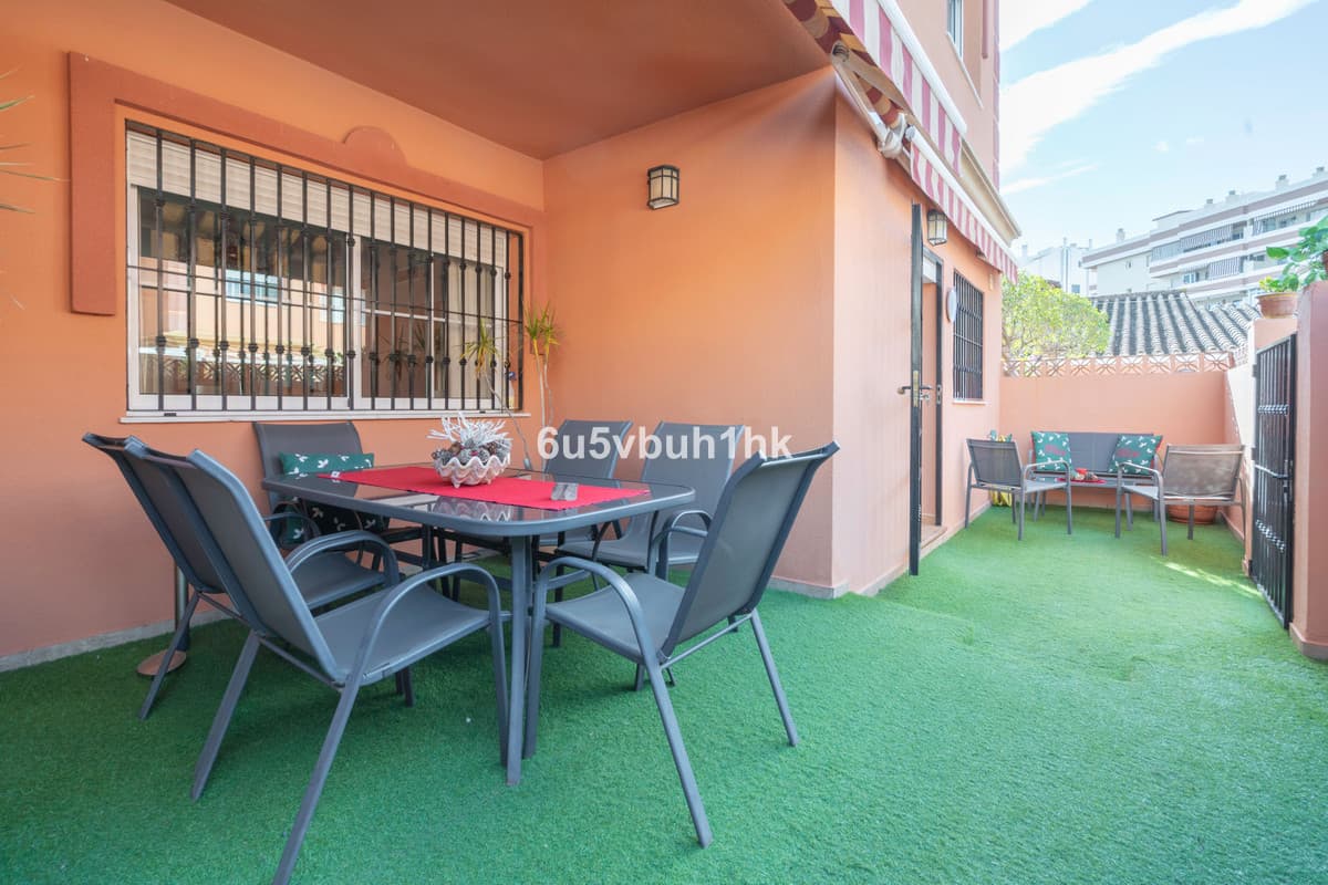 Semi-Detached House in Fuengirola — photo 2 of 10