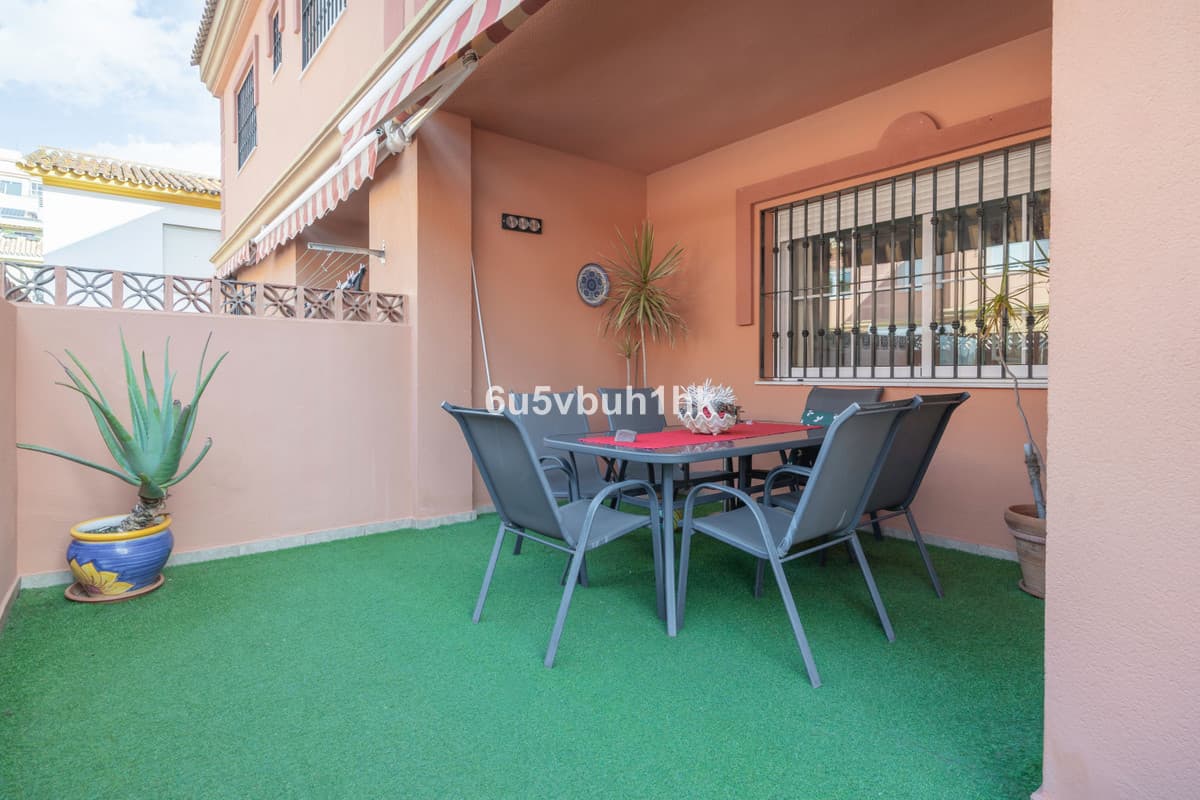 Semi-Detached House in Fuengirola — photo 3 of 10