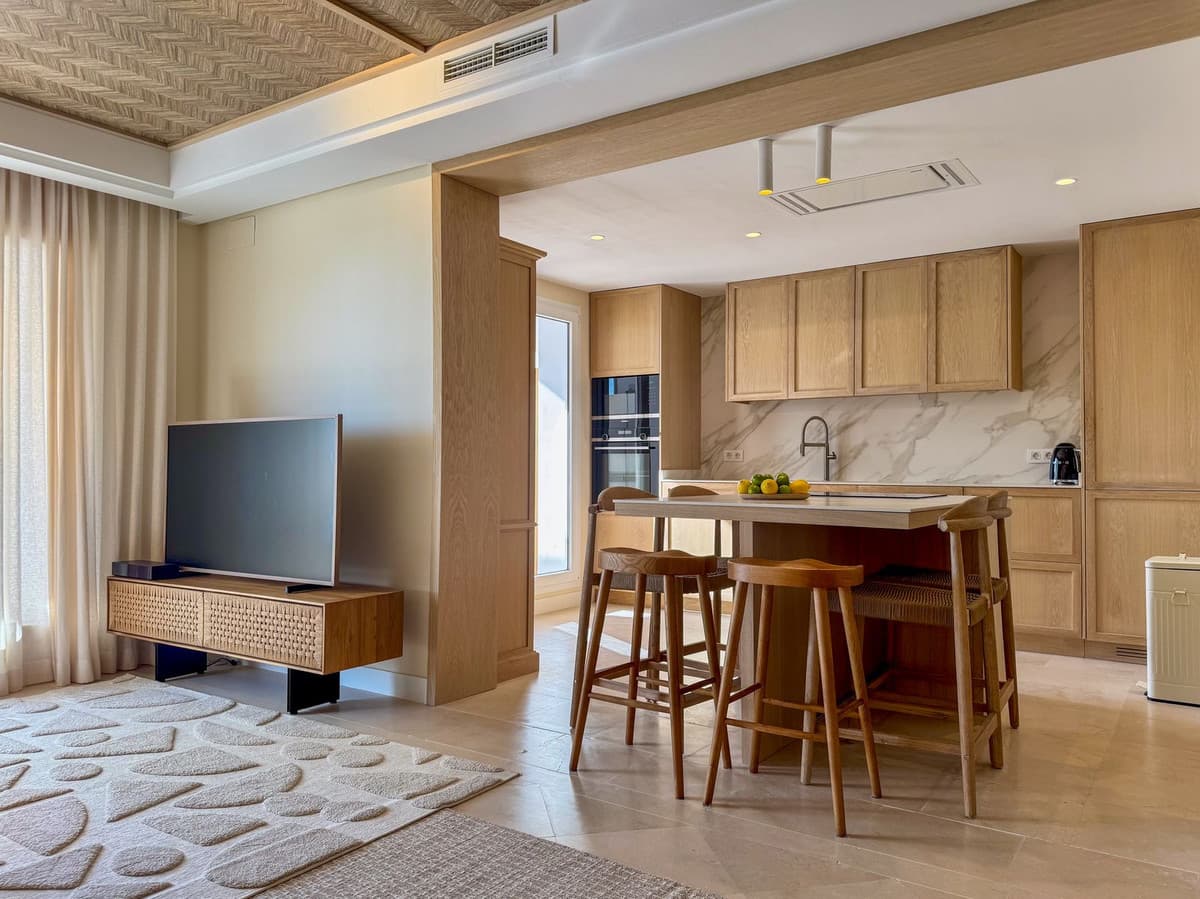 Middle Floor Apartment in Nueva Andalucía — photo 1 of 10