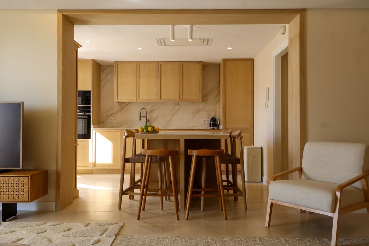 Middle Floor Apartment in Nueva Andalucía — photo 2 of 10