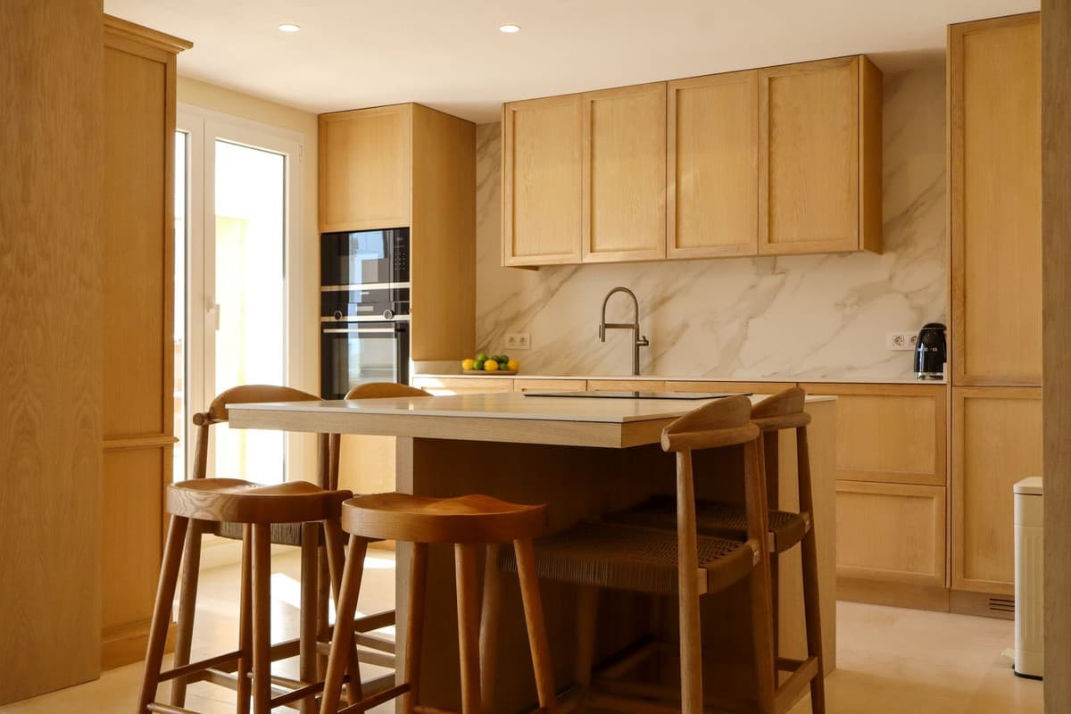 Middle Floor Apartment in Nueva Andalucía — photo 8 of 10