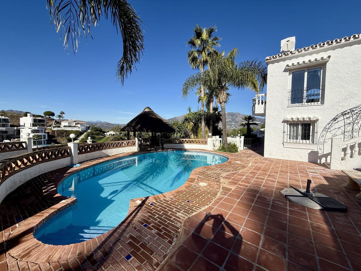 Detached Villa in Cerros del Aguila