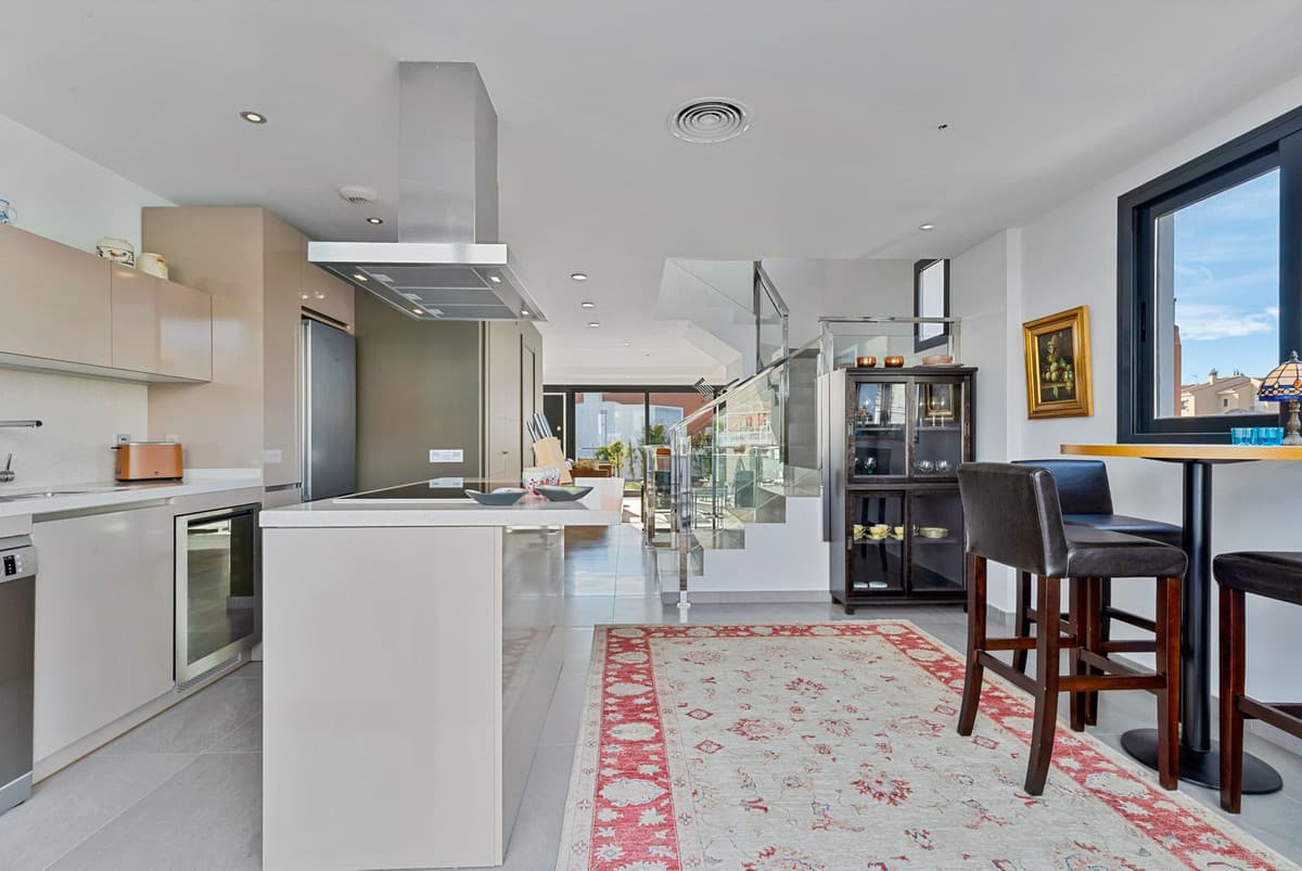 Townhouse in Torreblanca — photo 5 of 10