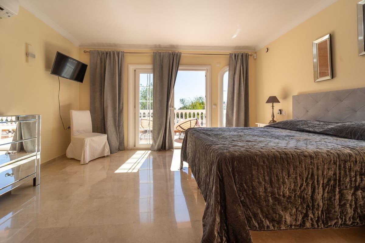 Detached Villa in Mijas Costa — photo 6 of 10