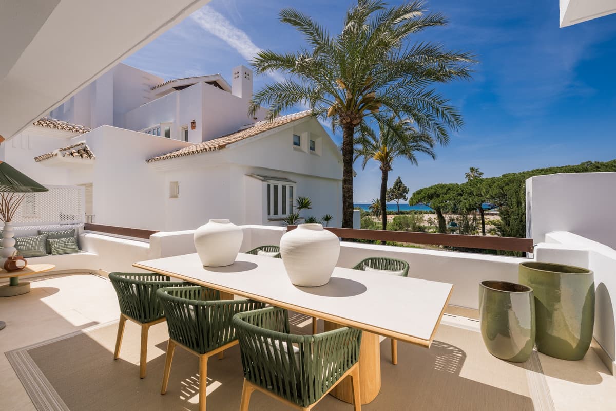 Middle Floor Apartment in Marbella — photo 2 of 10