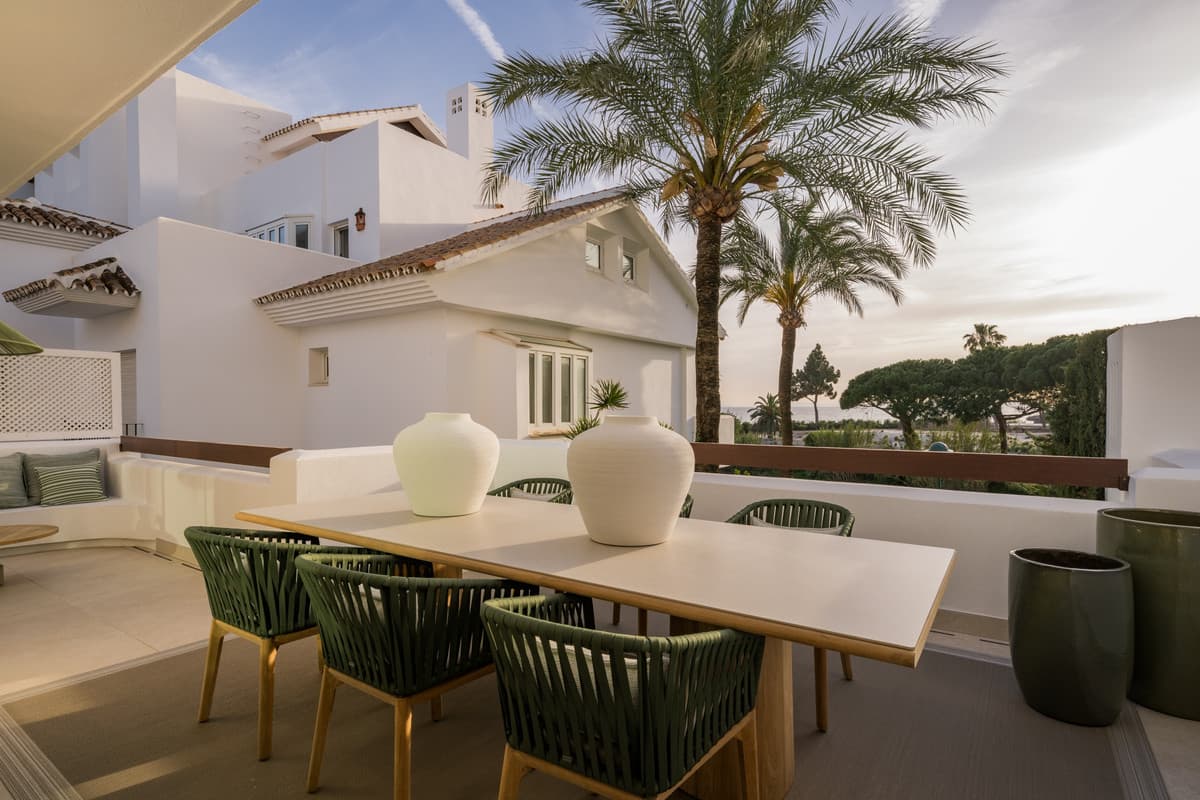 Middle Floor Apartment in Marbella — photo 10 of 10