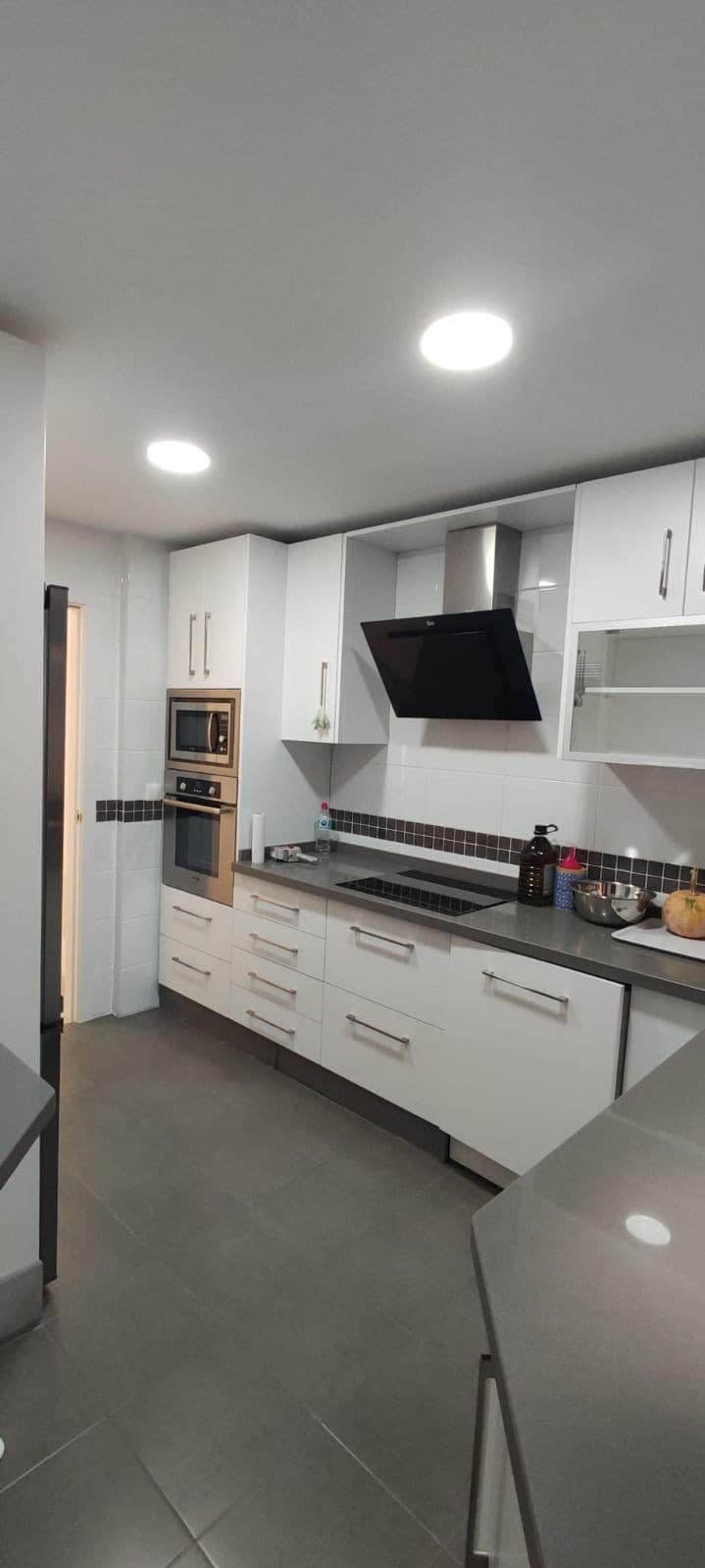 Middle Floor Apartment in Málaga Centro — photo 10 of 10