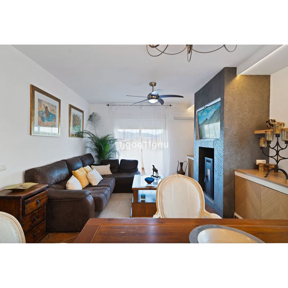 Detached Villa in Coín — photo 1 of 10