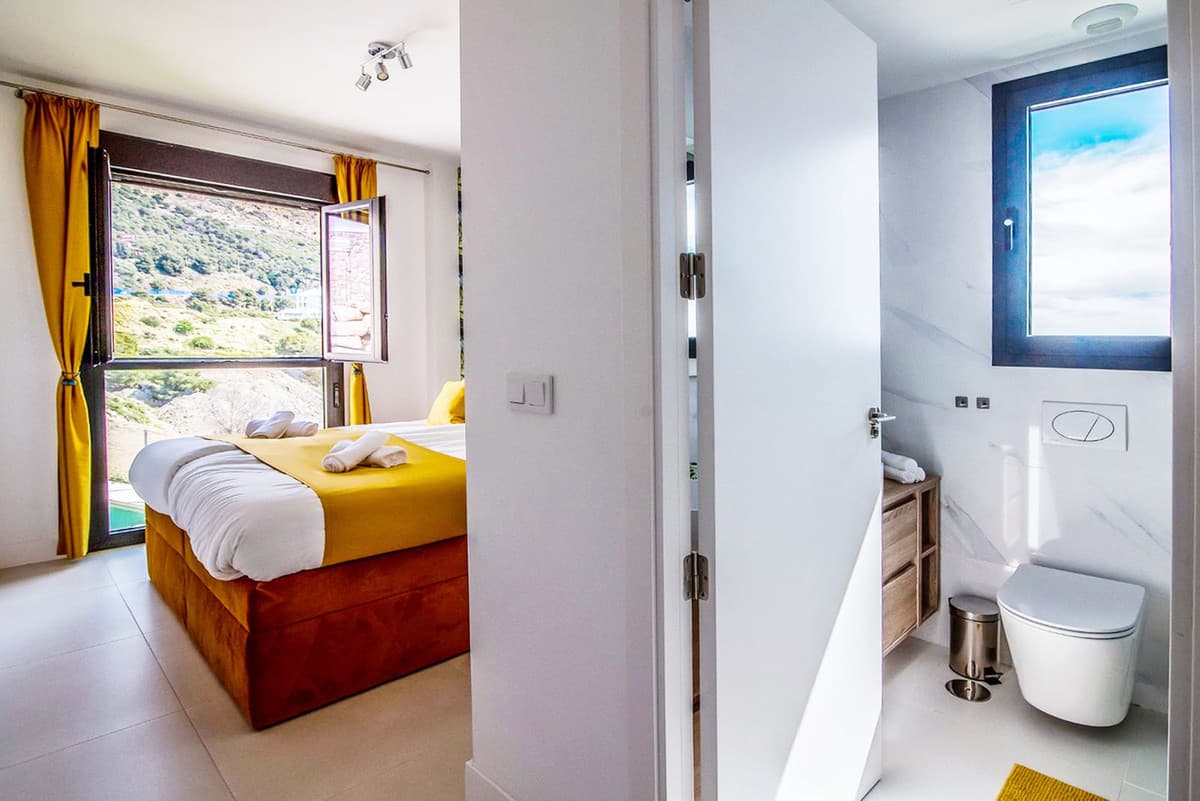 Middle Floor Apartment in Fuengirola — photo 10 of 10
