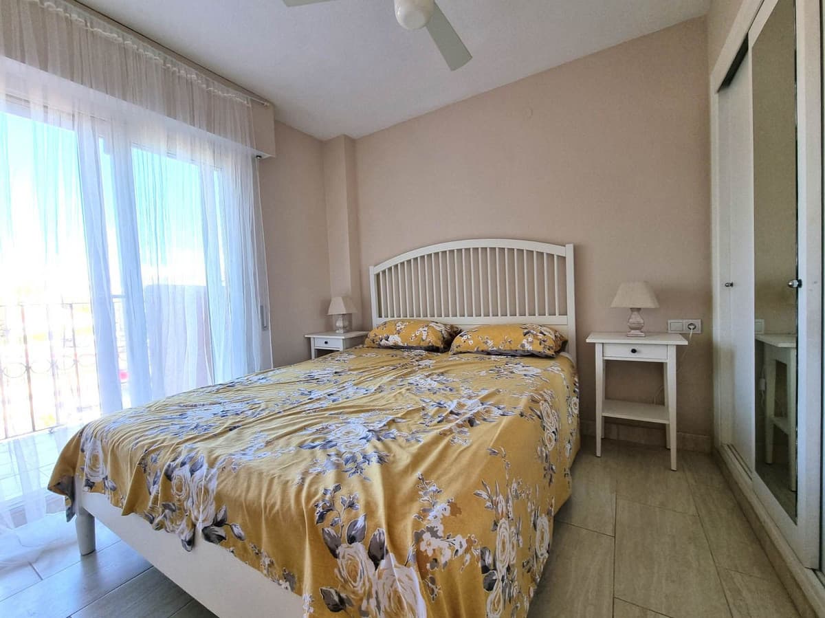 Penthouse Duplex in Calahonda — photo 10 of 10