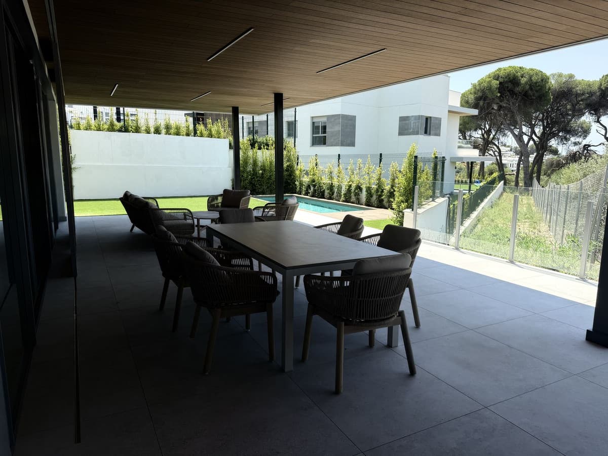Ground Floor Apartment in Marbella — photo 5 of 10