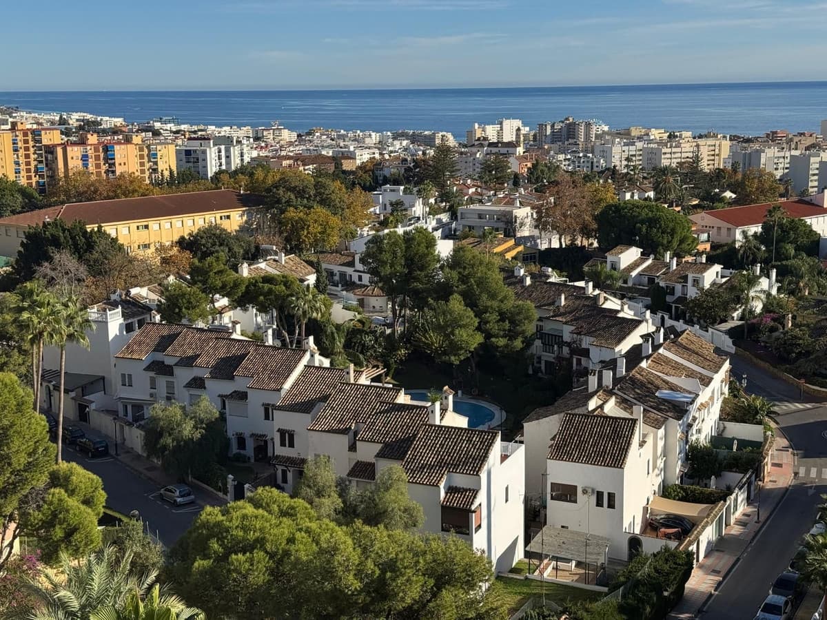 Townhouse in Marbella — photo 2 of 10