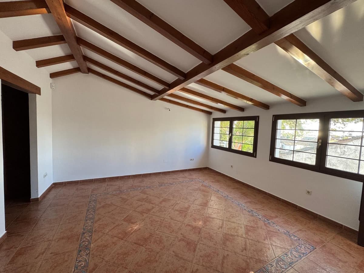 Townhouse in Marbella — photo 3 of 10