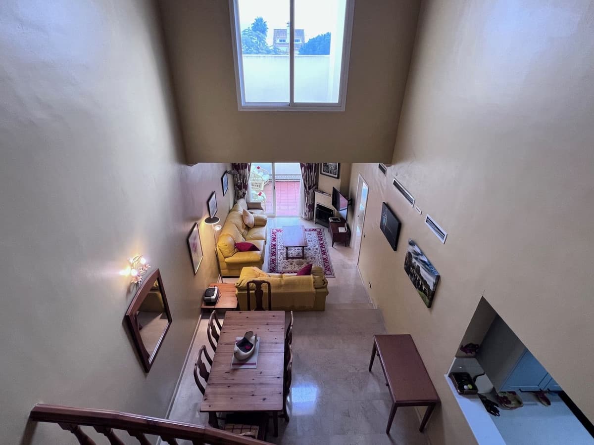 Penthouse Duplex in Las Chapas — photo 3 of 10