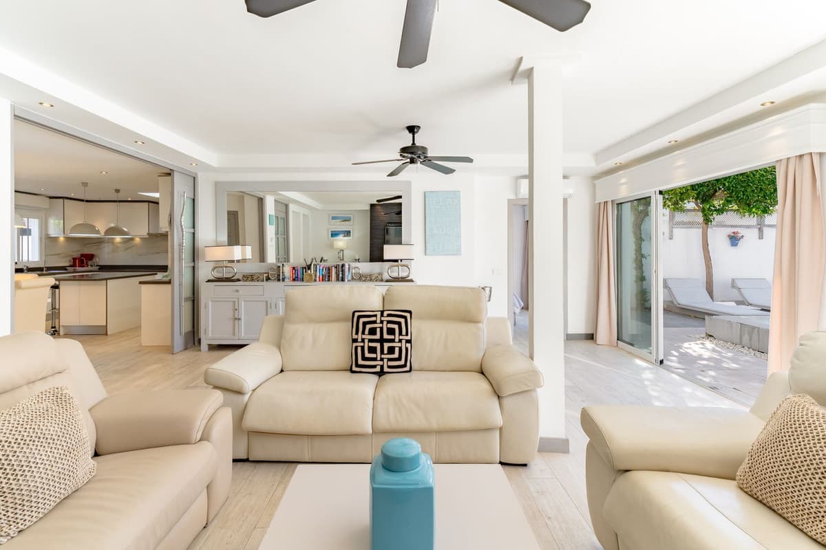 Detached Villa in Estepona — photo 5 of 10