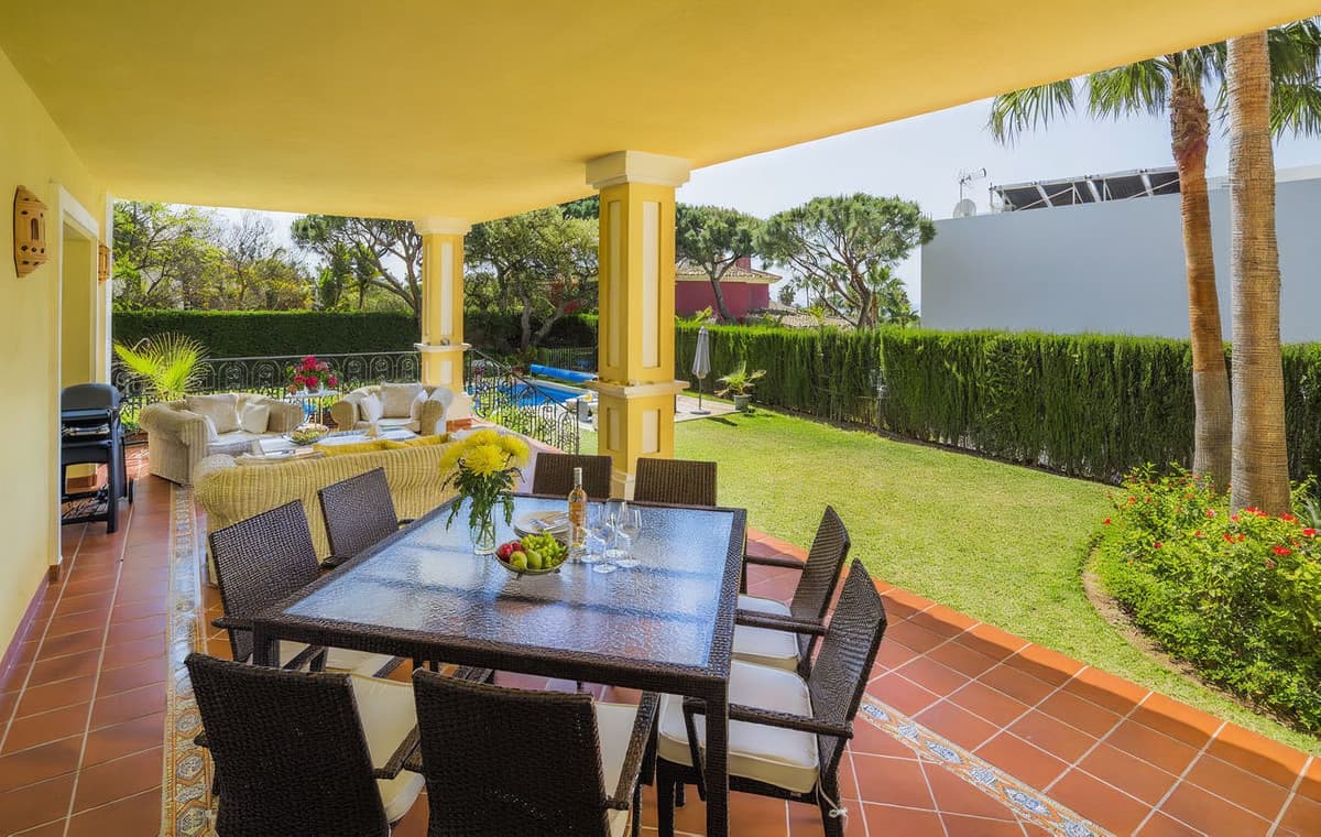 Detached Villa in Elviria — photo 6 of 10