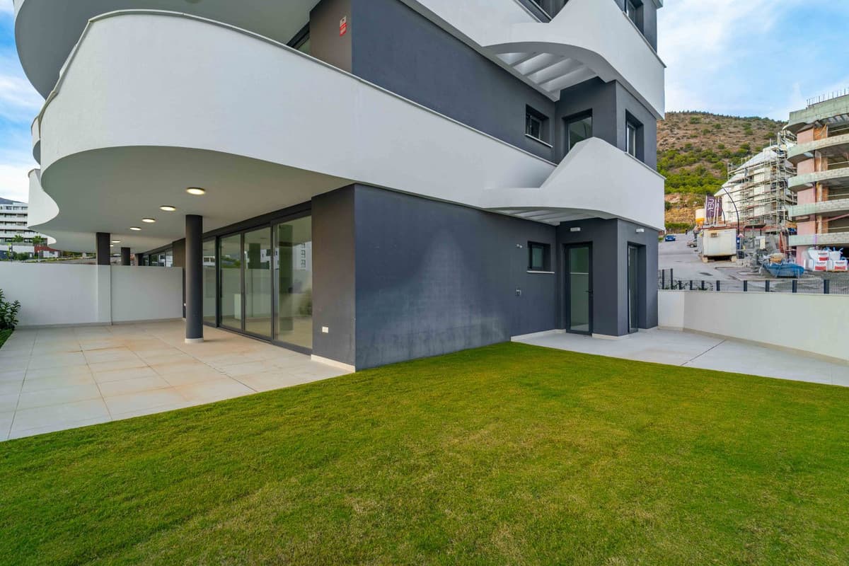 Ground Floor Apartment in Higueron — photo 1 of 10