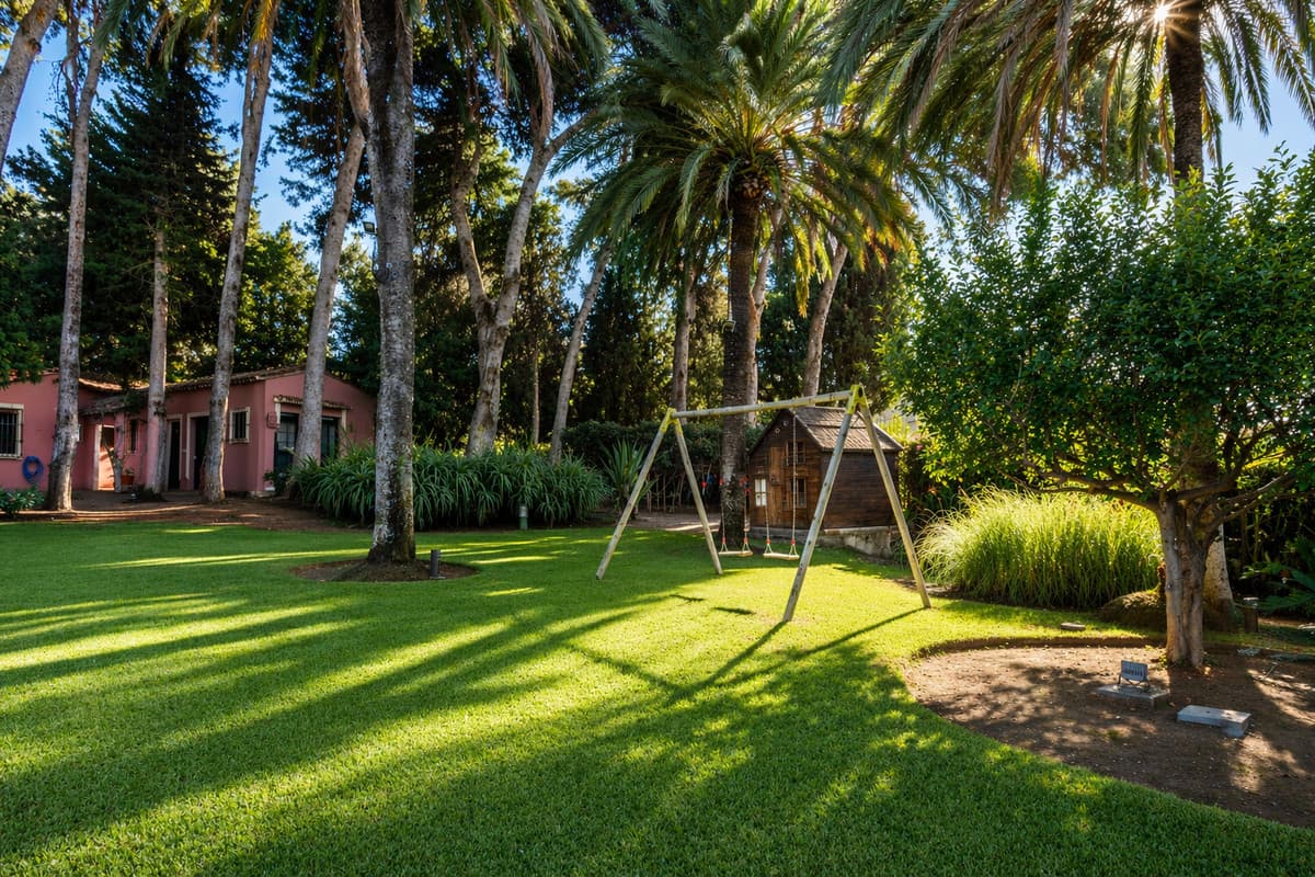 Detached Villa in Guadalmina Baja — photo 3 of 10