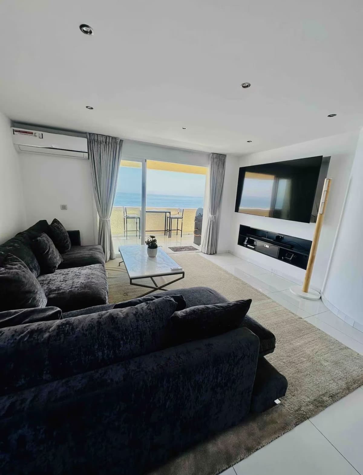 Middle Floor Apartment in Marbella — photo 4 of 10