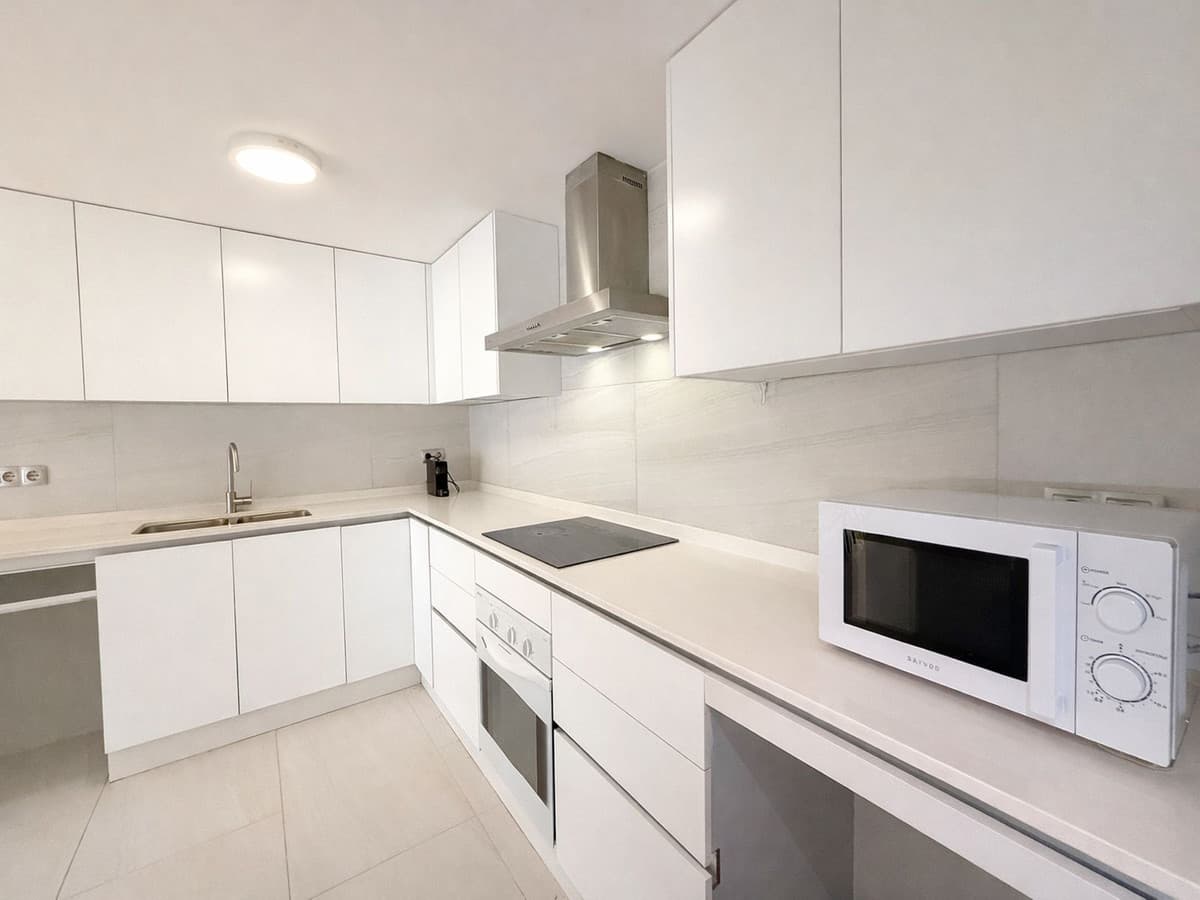 Ground Floor Apartment in The Golden Mile — photo 6 of 10