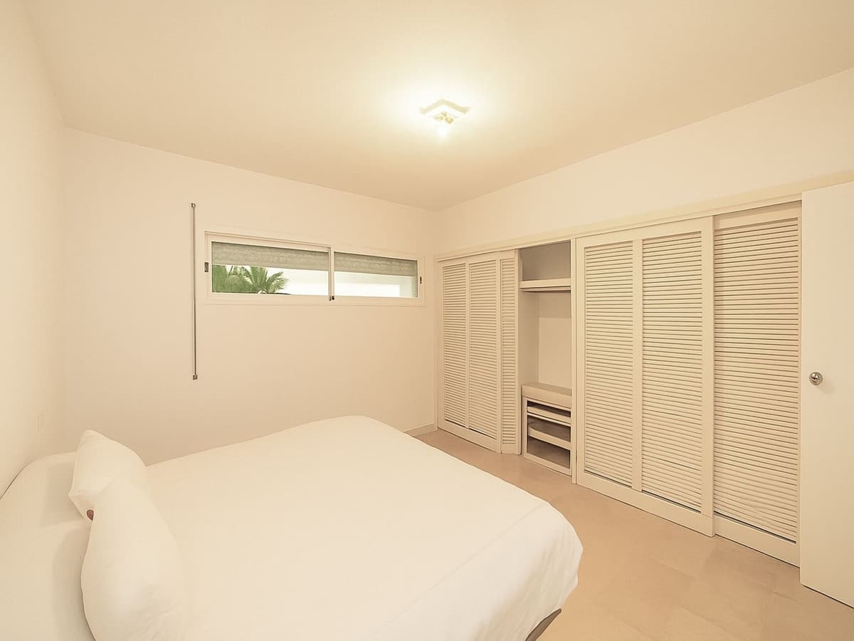 Ground Floor Apartment in The Golden Mile — photo 10 of 10