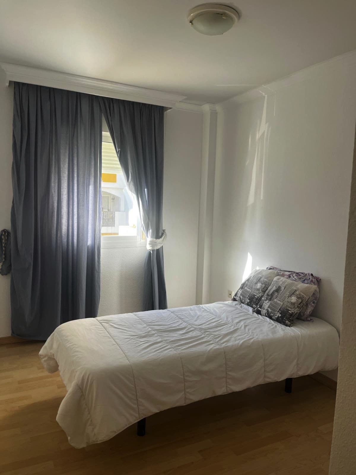 Middle Floor Apartment in Nagüeles — photo 10 of 10