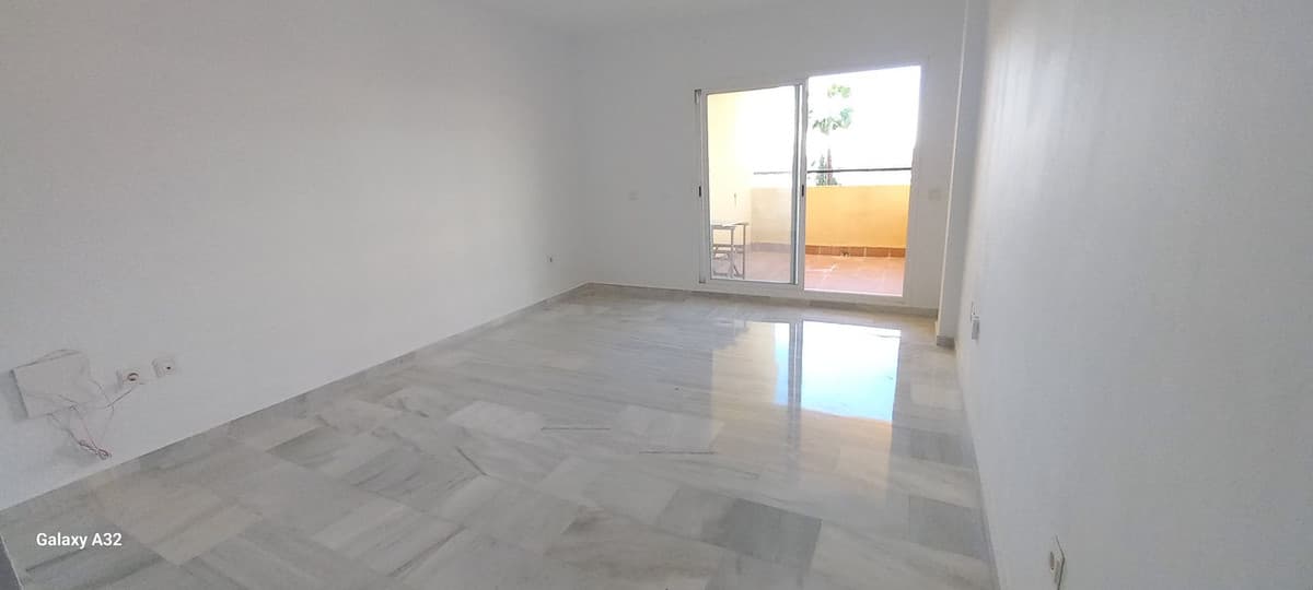 Top Floor Apartment in Riviera del Sol — photo 3 of 10