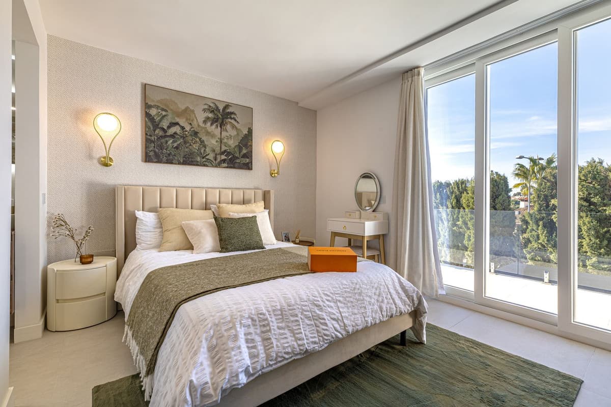Detached Villa in Riviera del Sol — photo 4 of 10