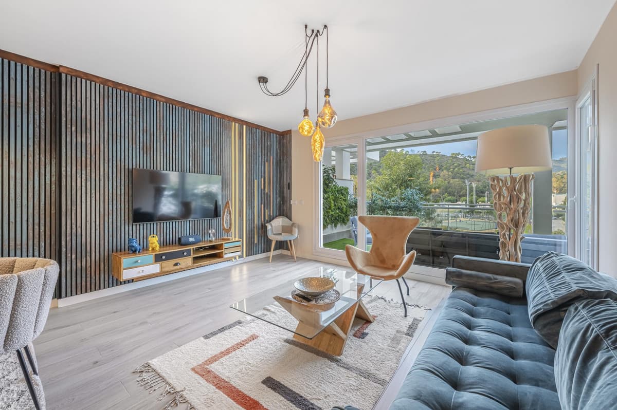 Middle Floor Apartment in Benahavís — photo 4 of 10