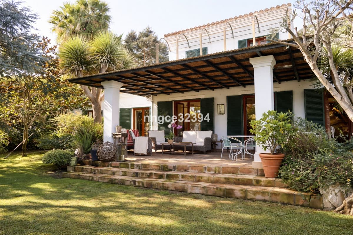 Detached Villa in Sotogrande Costa — photo 8 of 10