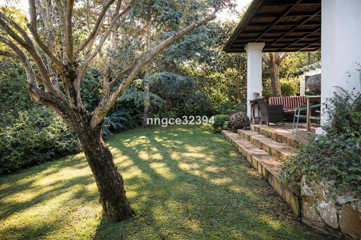 Detached Villa in Sotogrande Costa — photo 9 of 10