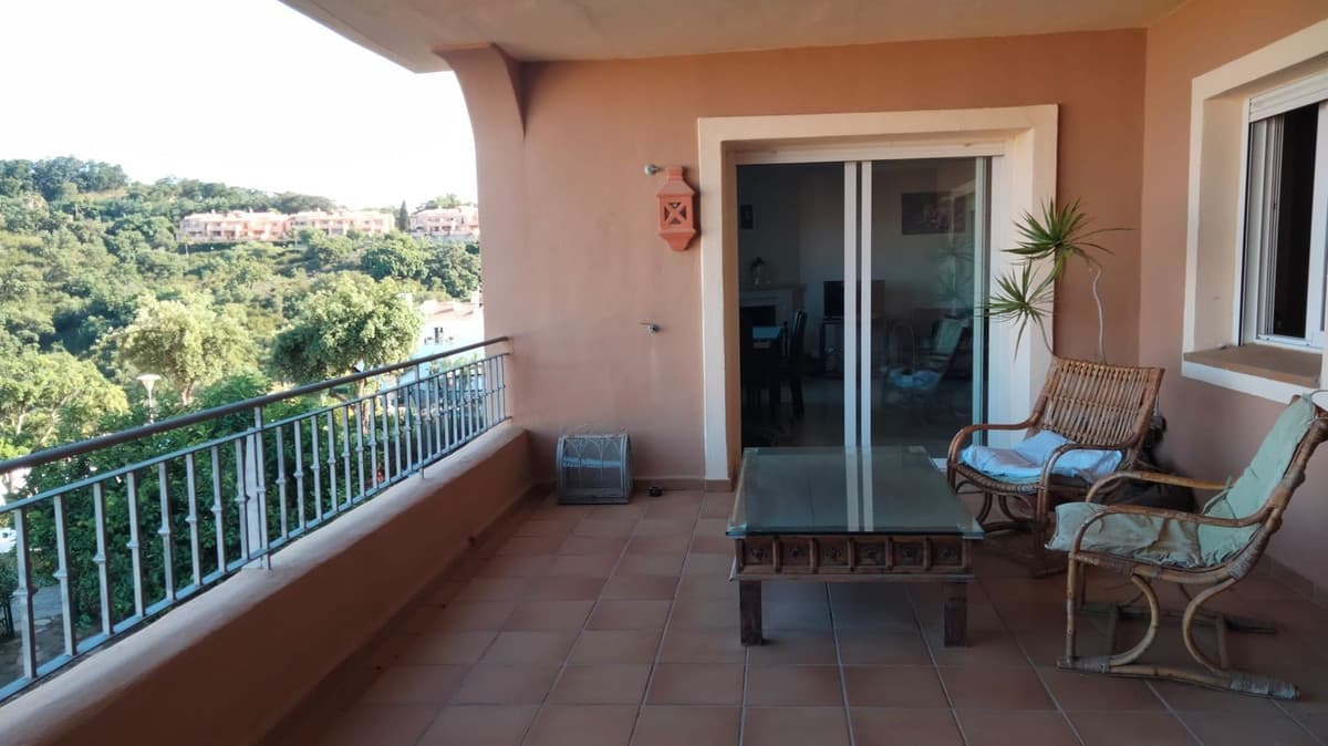 Middle Floor Apartment in La Mairena — photo 5 of 10