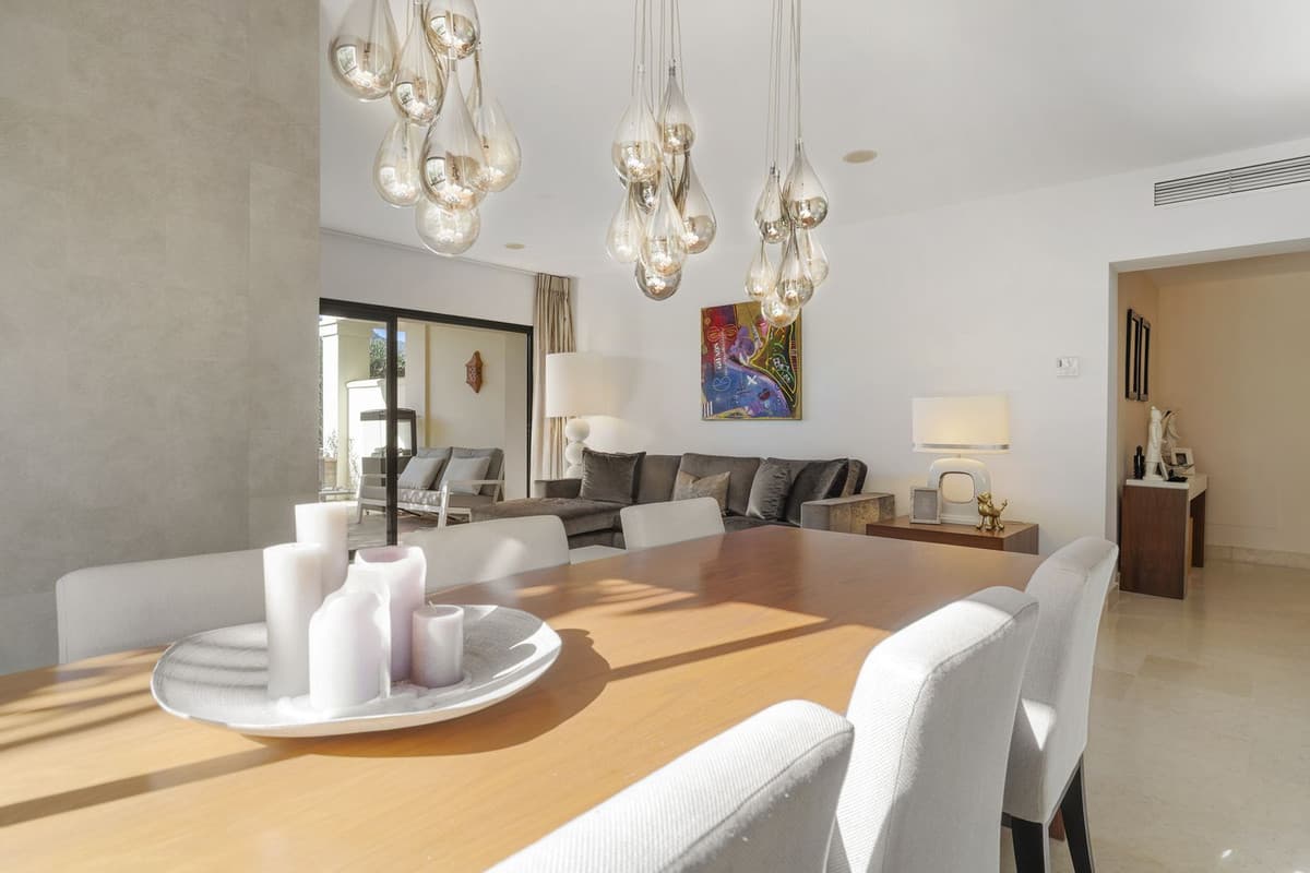 Ground Floor Apartment in Benahavís — photo 6 of 10