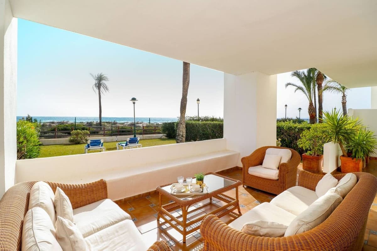 Ground Floor Apartment in Los Monteros — photo 1 of 10