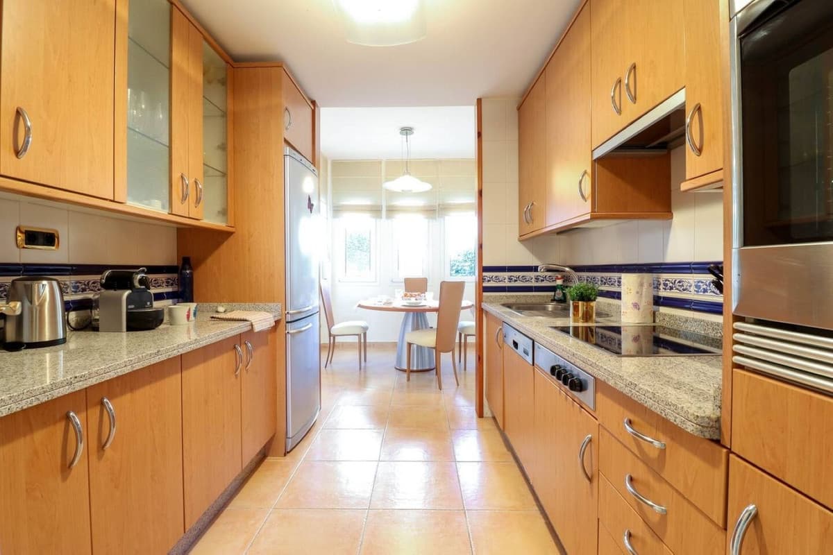 Ground Floor Apartment in Los Monteros — photo 5 of 10