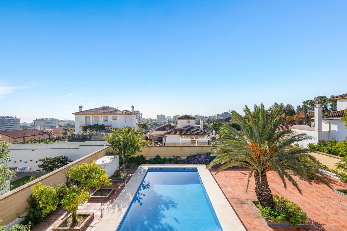 Detached Villa in Arroyo de la Miel — photo 5 of 10