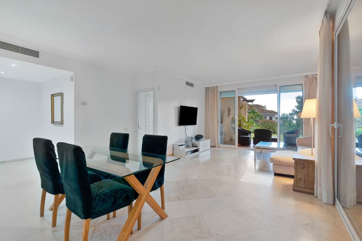 Ground Floor Apartment in Sierra Blanca — photo 7 of 10