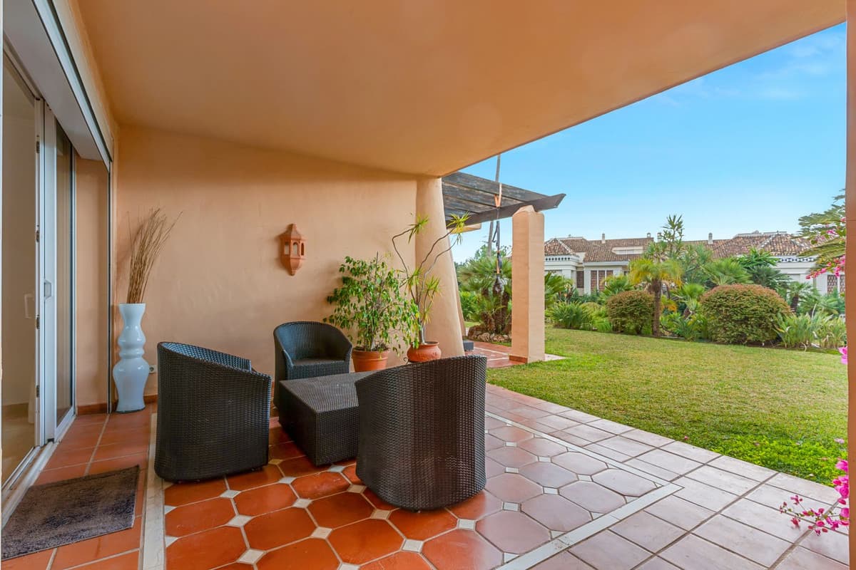 Ground Floor Apartment in Sierra Blanca — photo 10 of 10
