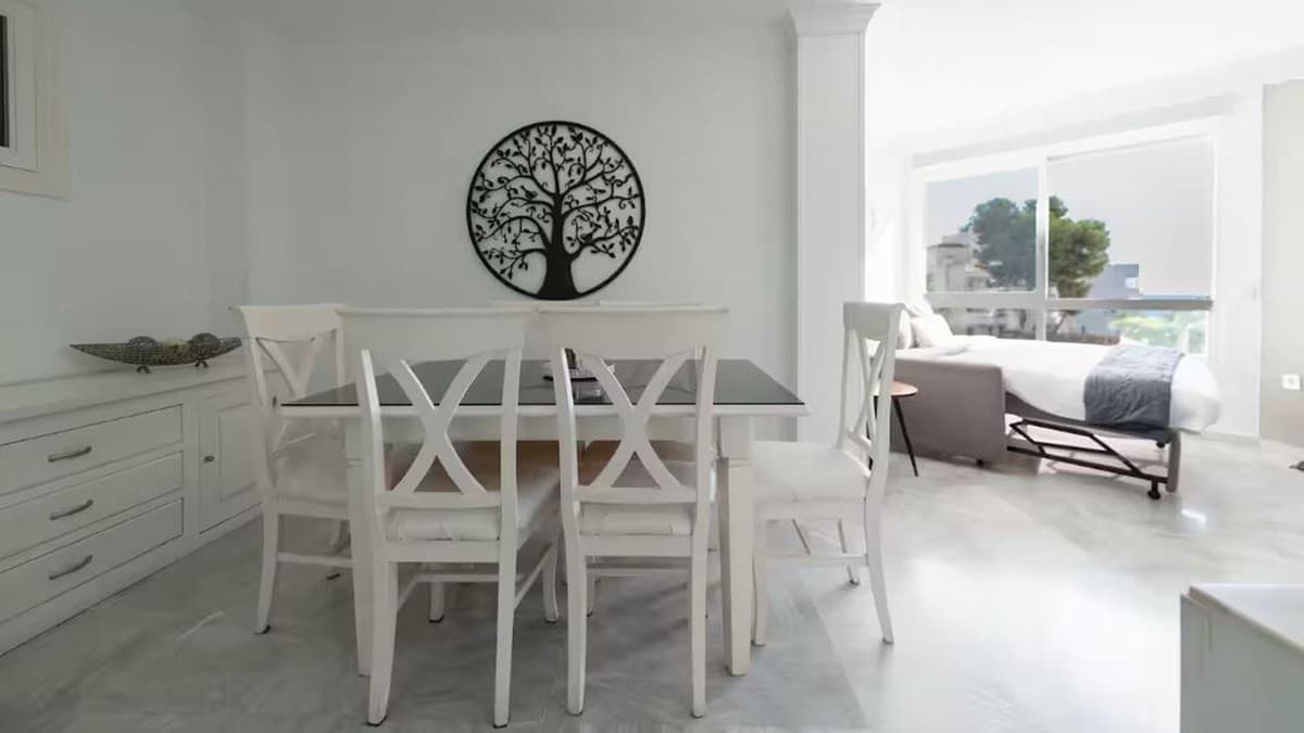 Middle Floor Apartment in Marbella — photo 6 of 10