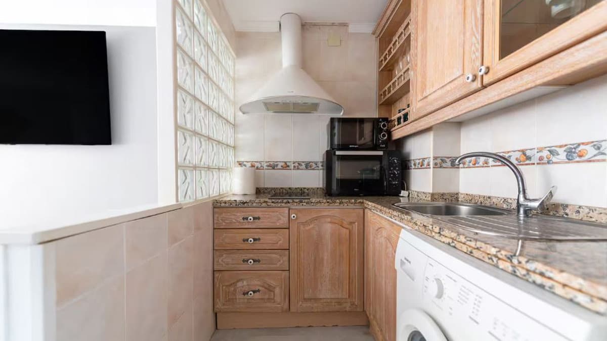Middle Floor Apartment in Marbella — photo 9 of 10