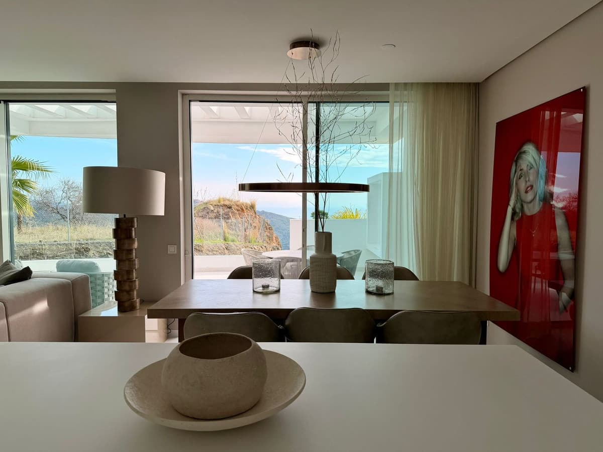 Middle Floor Apartment in Ojén — photo 7 of 10